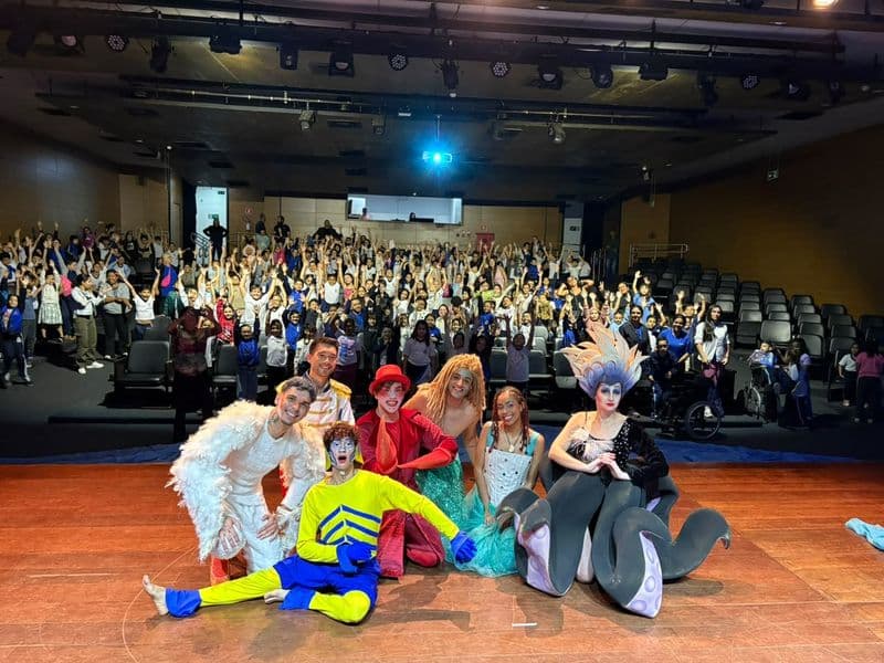 "A Pequena Sereia no Fundo do Mar — O Musical" Encanta Crianças e Reafirma a Importância da Formação Cultural na Infância